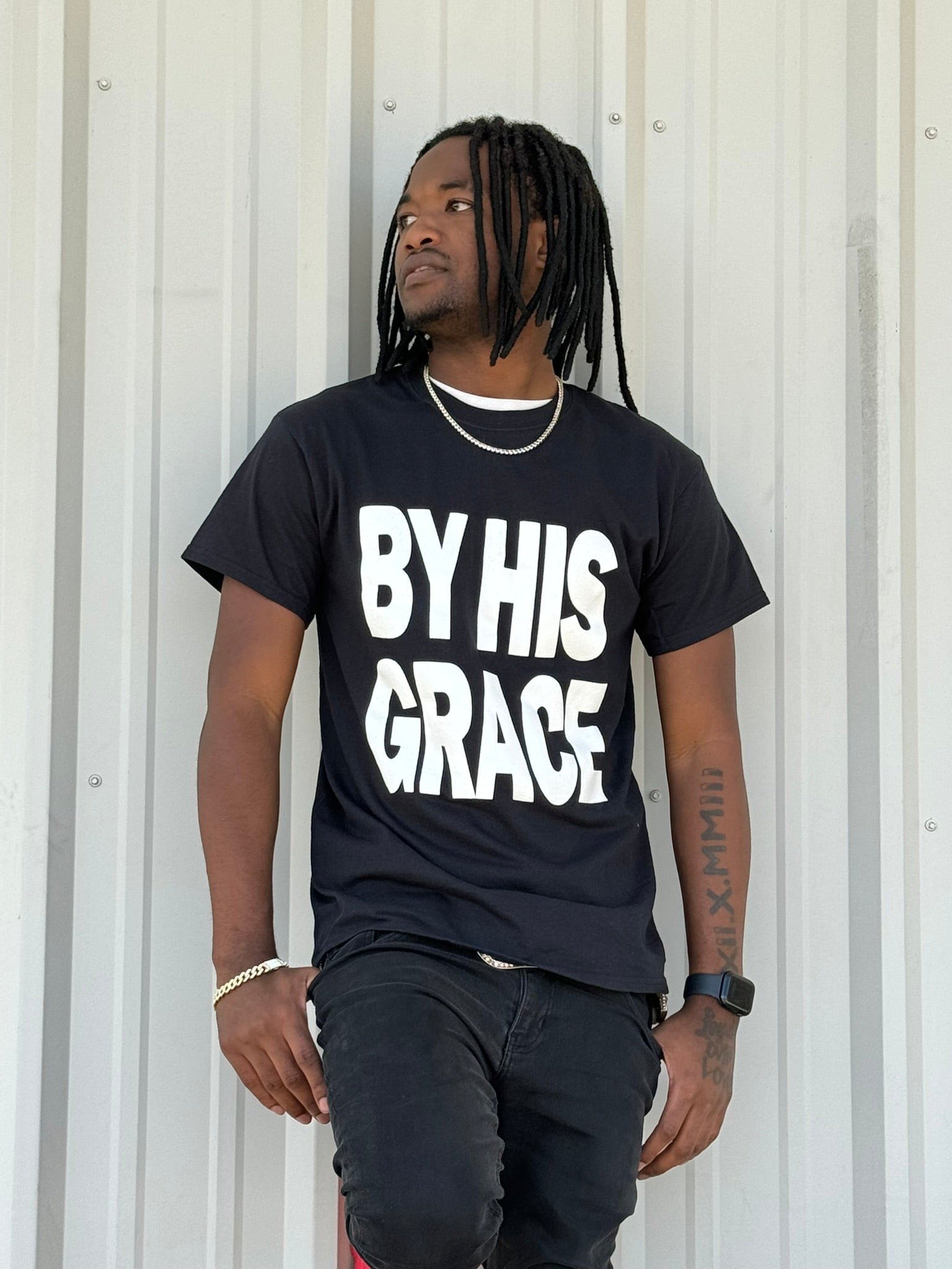 "By His Grace" Tee - Blk/Wht SS